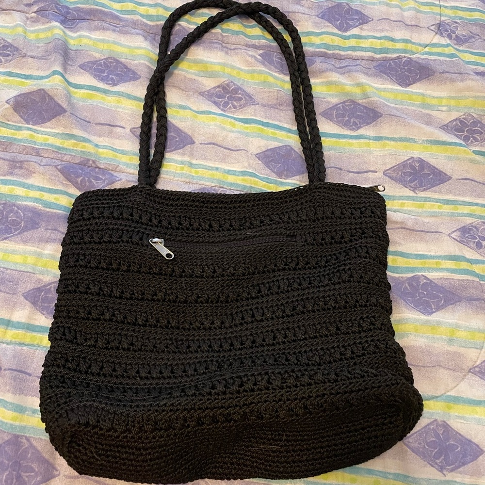 Black crotchet-type handbag